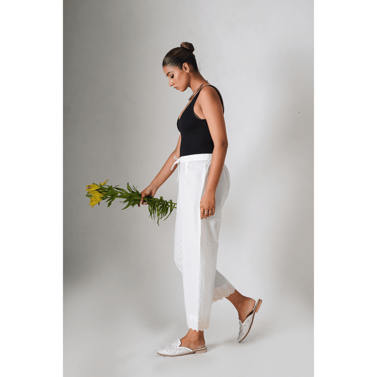 Gardenia White Cotton Pants – The Good Artisan