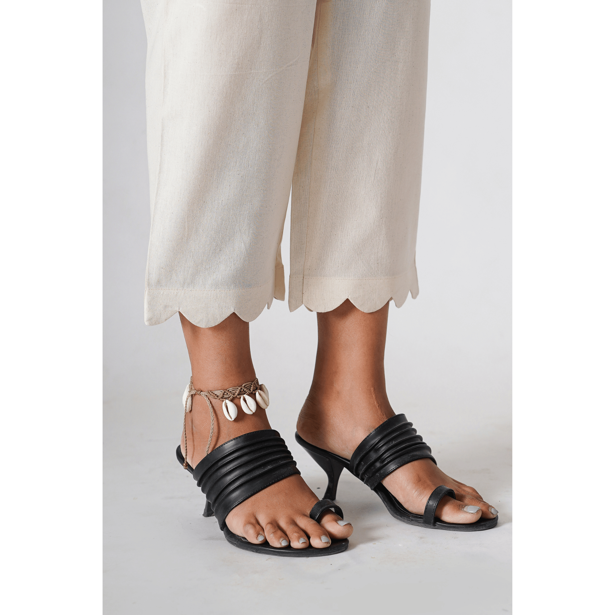 Pansy Cotton- Linen Beige Pants