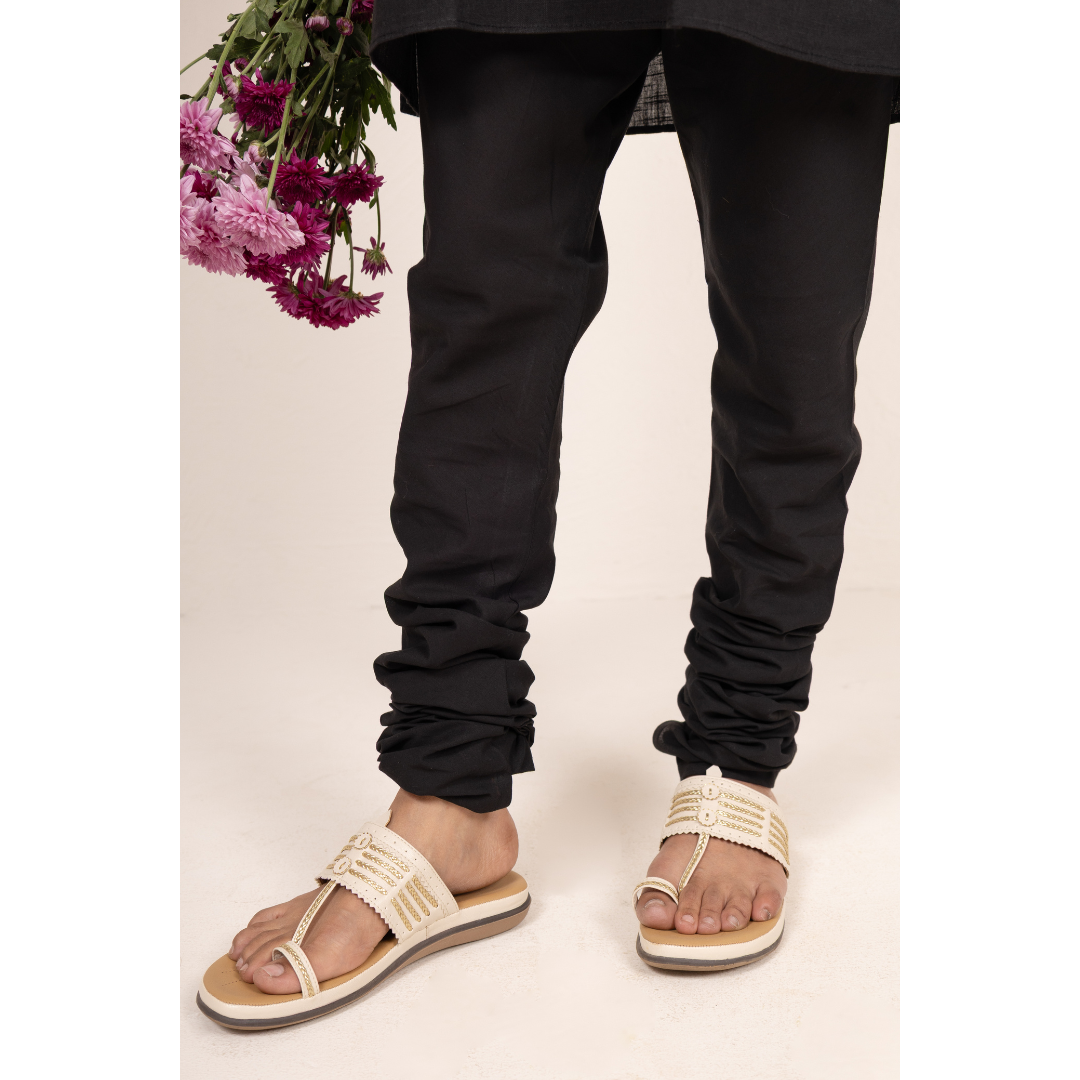 '' Kaladera'' Black Cotton Churidar