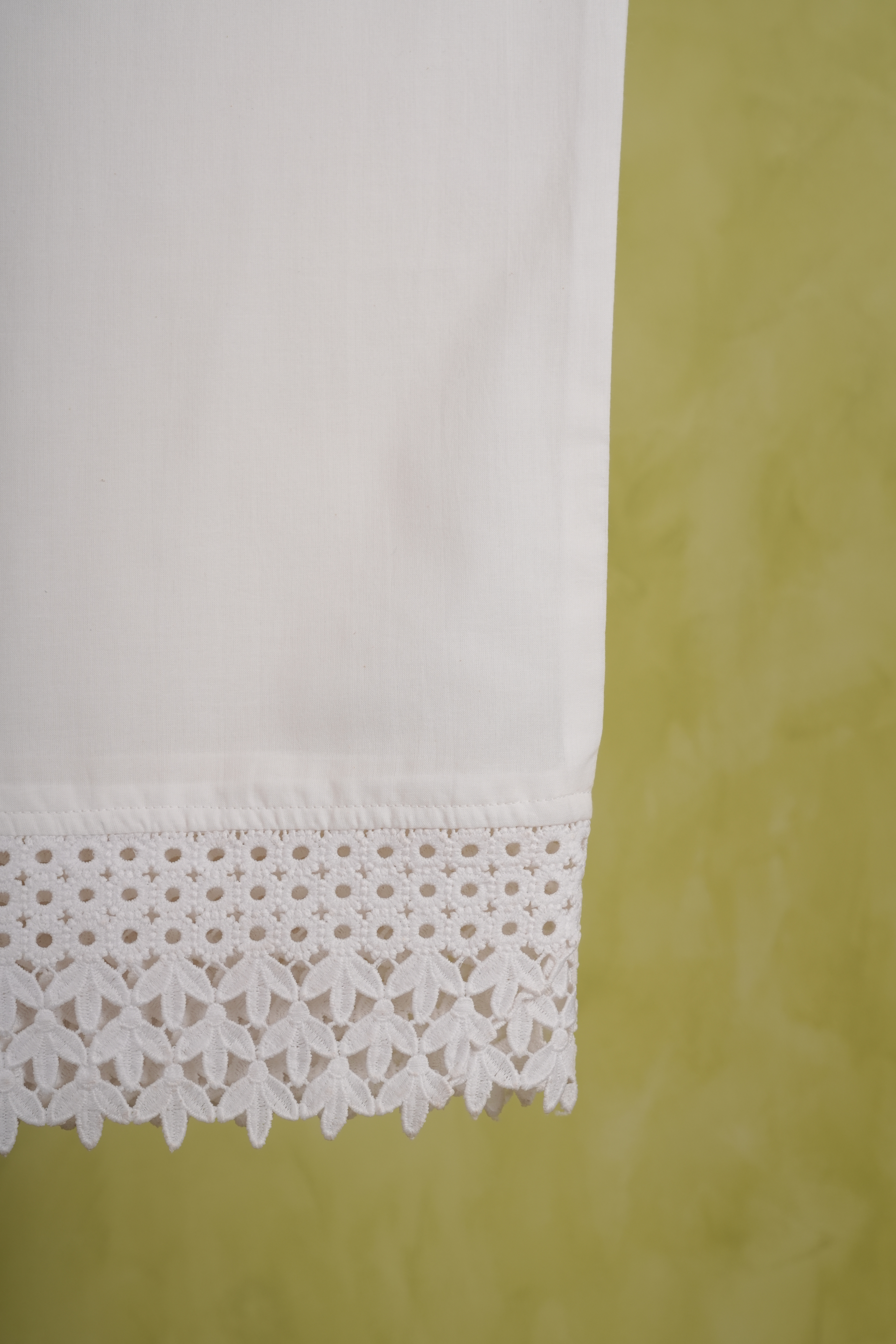 Aafia- White Cotton Lace Pants