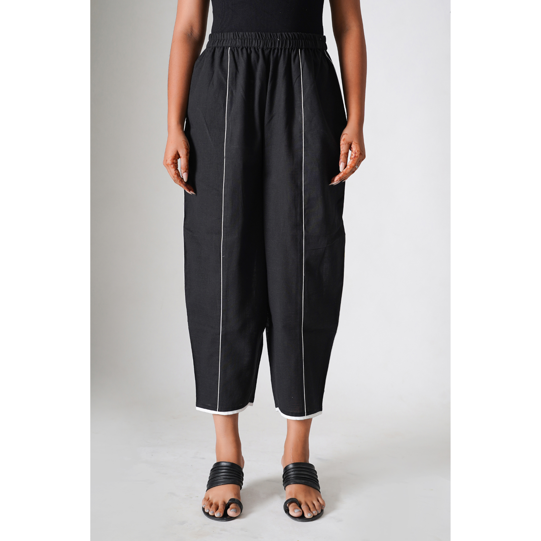 पॉश कॉटन-लिनन पैंट