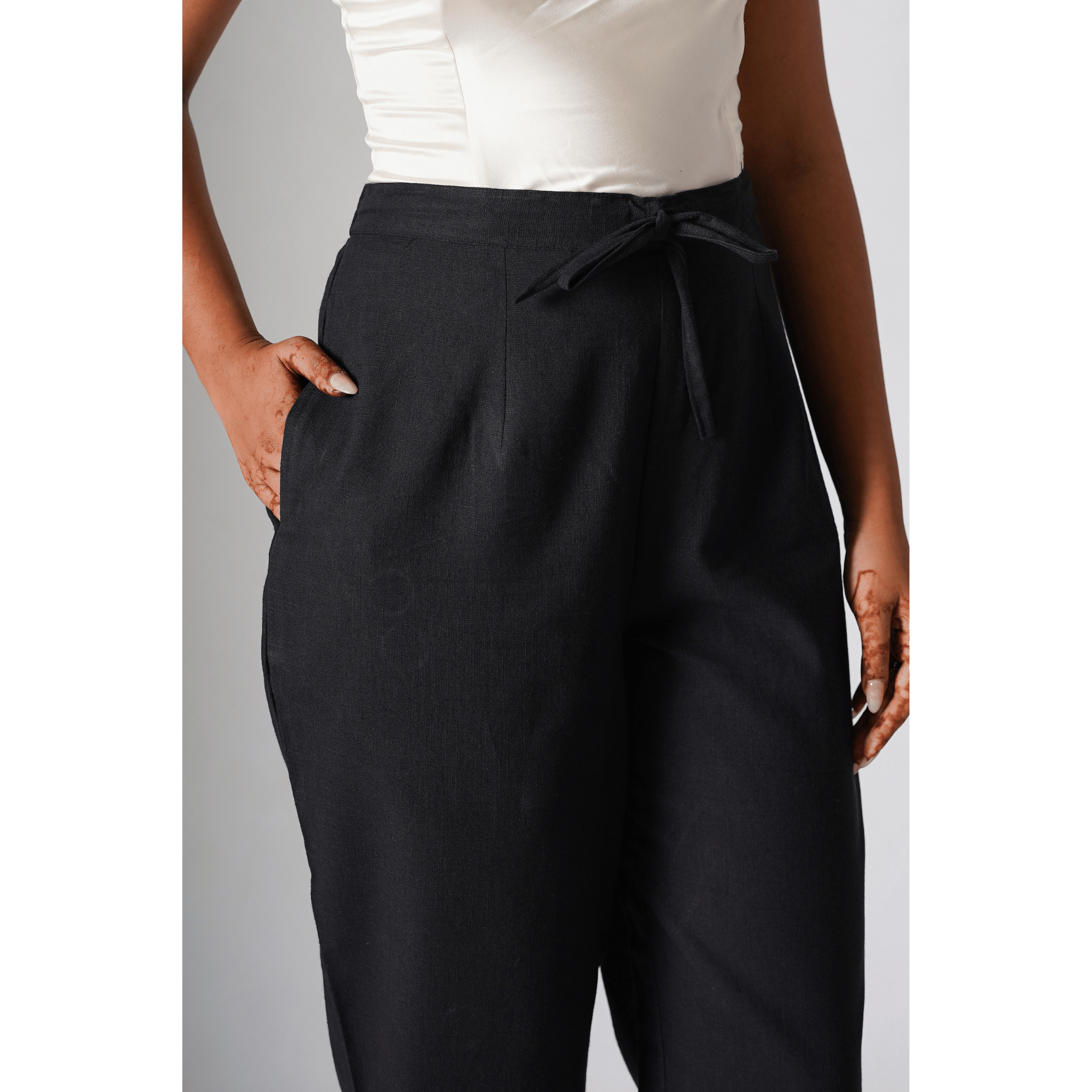 Ebony Scalloped Black Cotton -Linen Pants