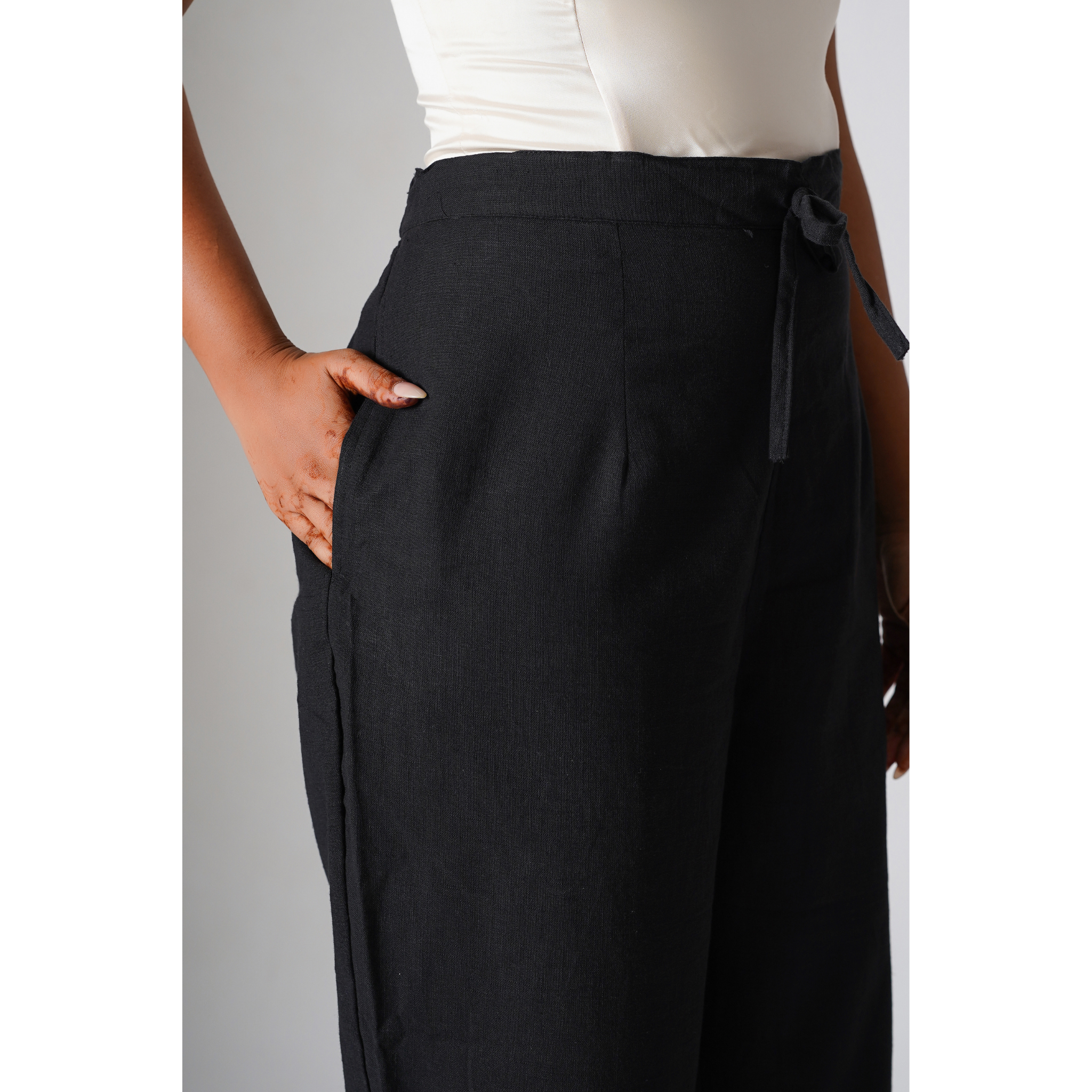 Brunette Black Cotton- Linen Pants