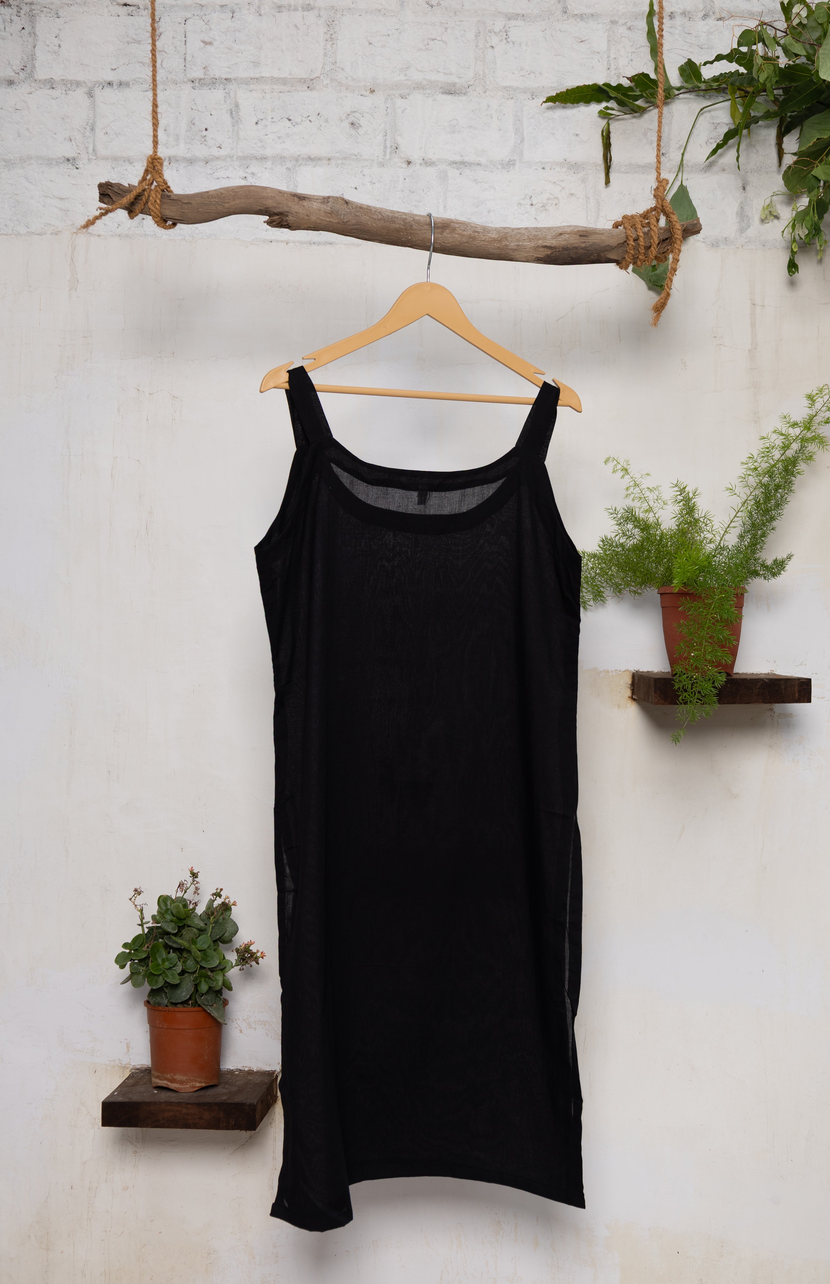 Two-piece combo of breathable cotton slips designed for smooth layering under delicate or sheer clothing.