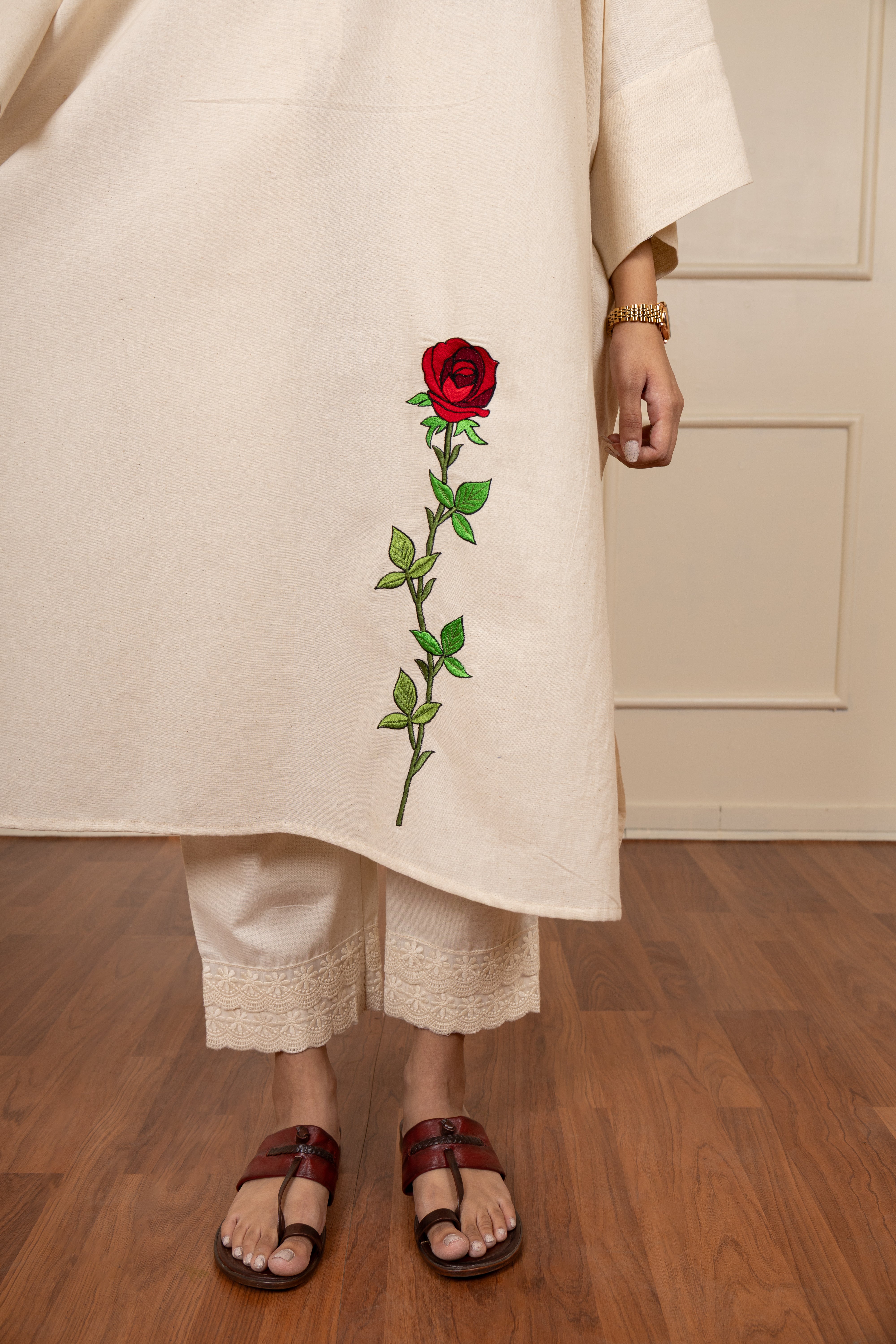 Comfort-fit beige embroidered kurta made from cotton-linen, relaxed everyday wear