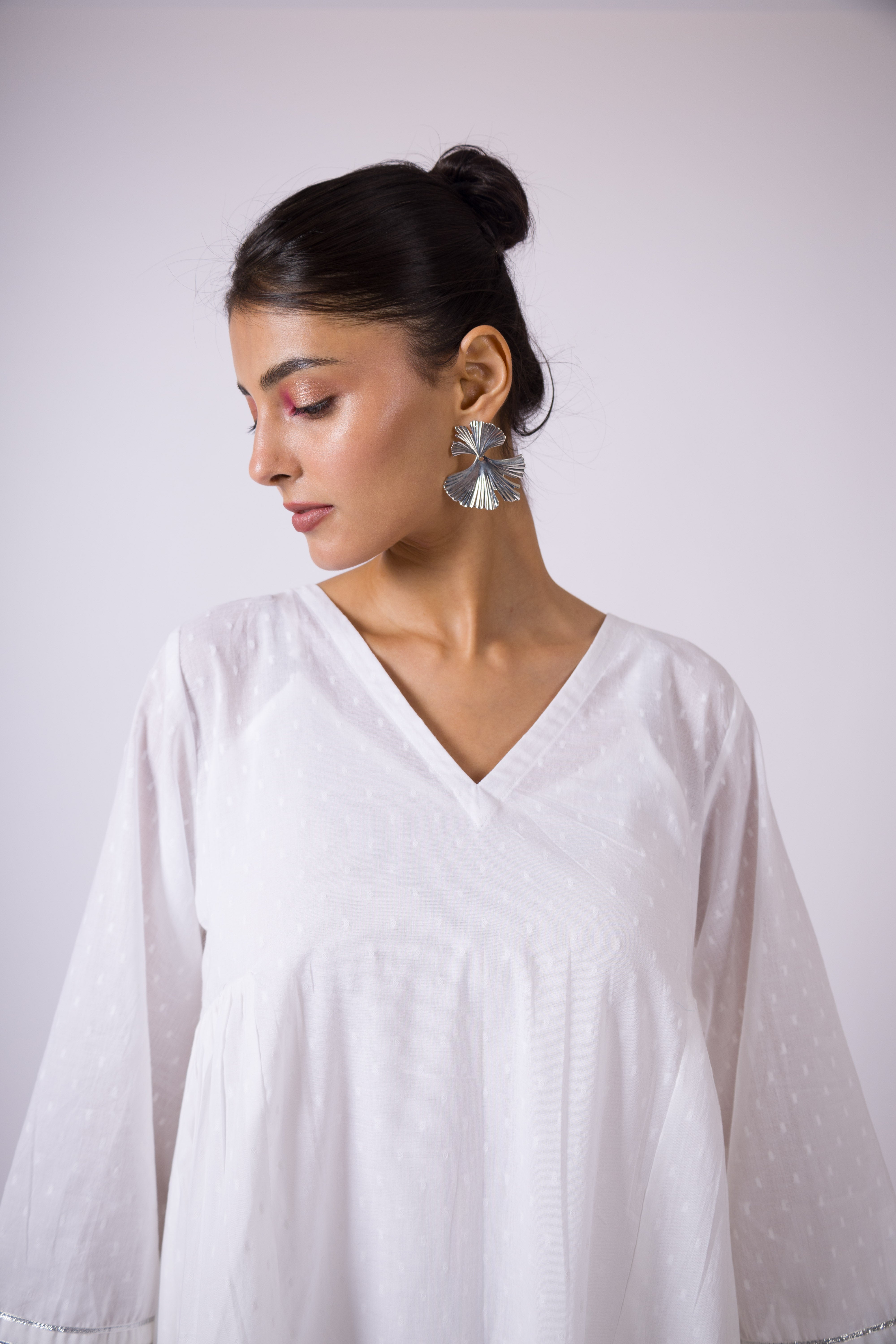 Sara - Doby Cotton White Gathered Kurta